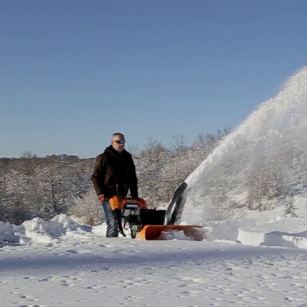 Villager Benzinski čistač snega VST 120